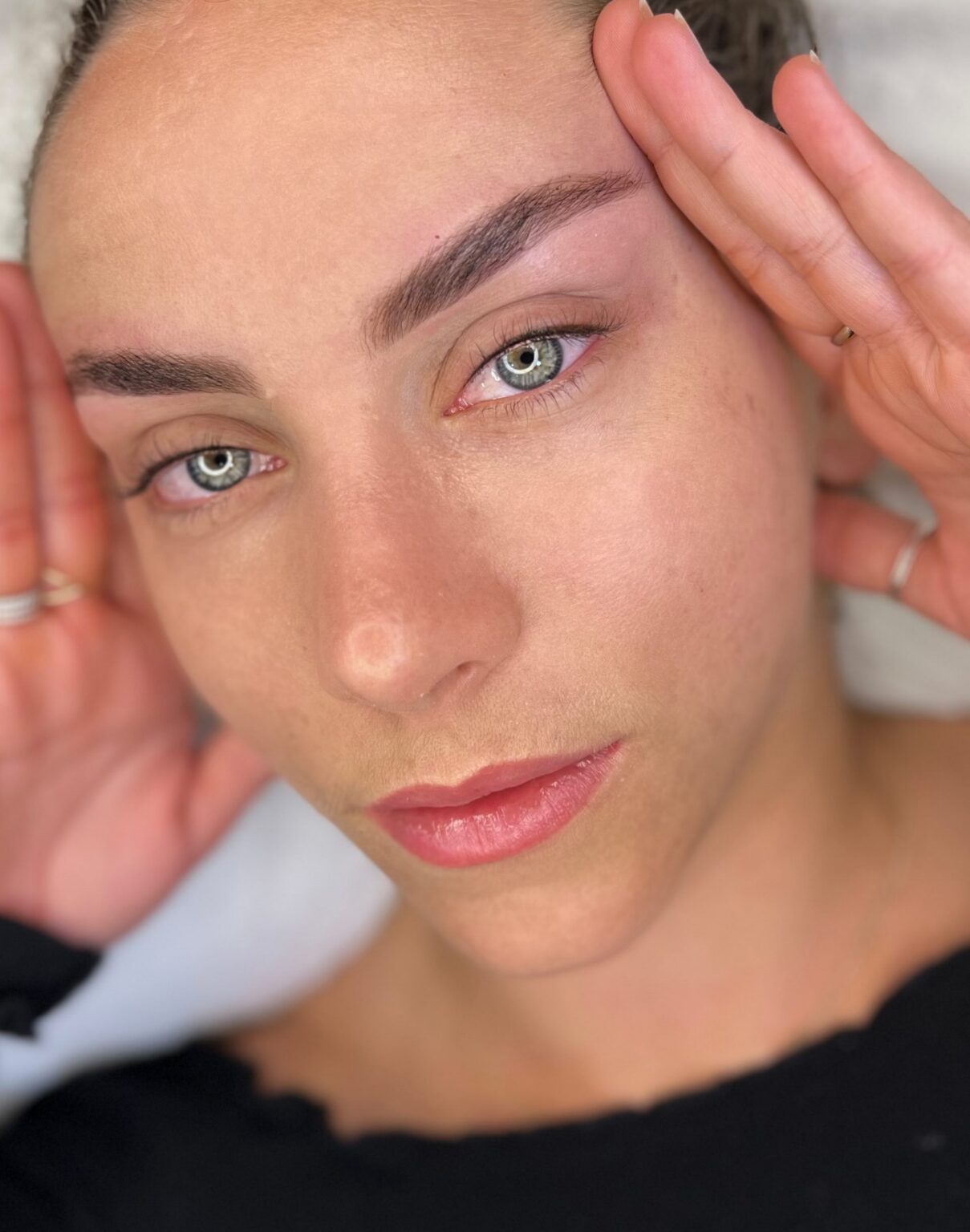 Eyebrows Treatment